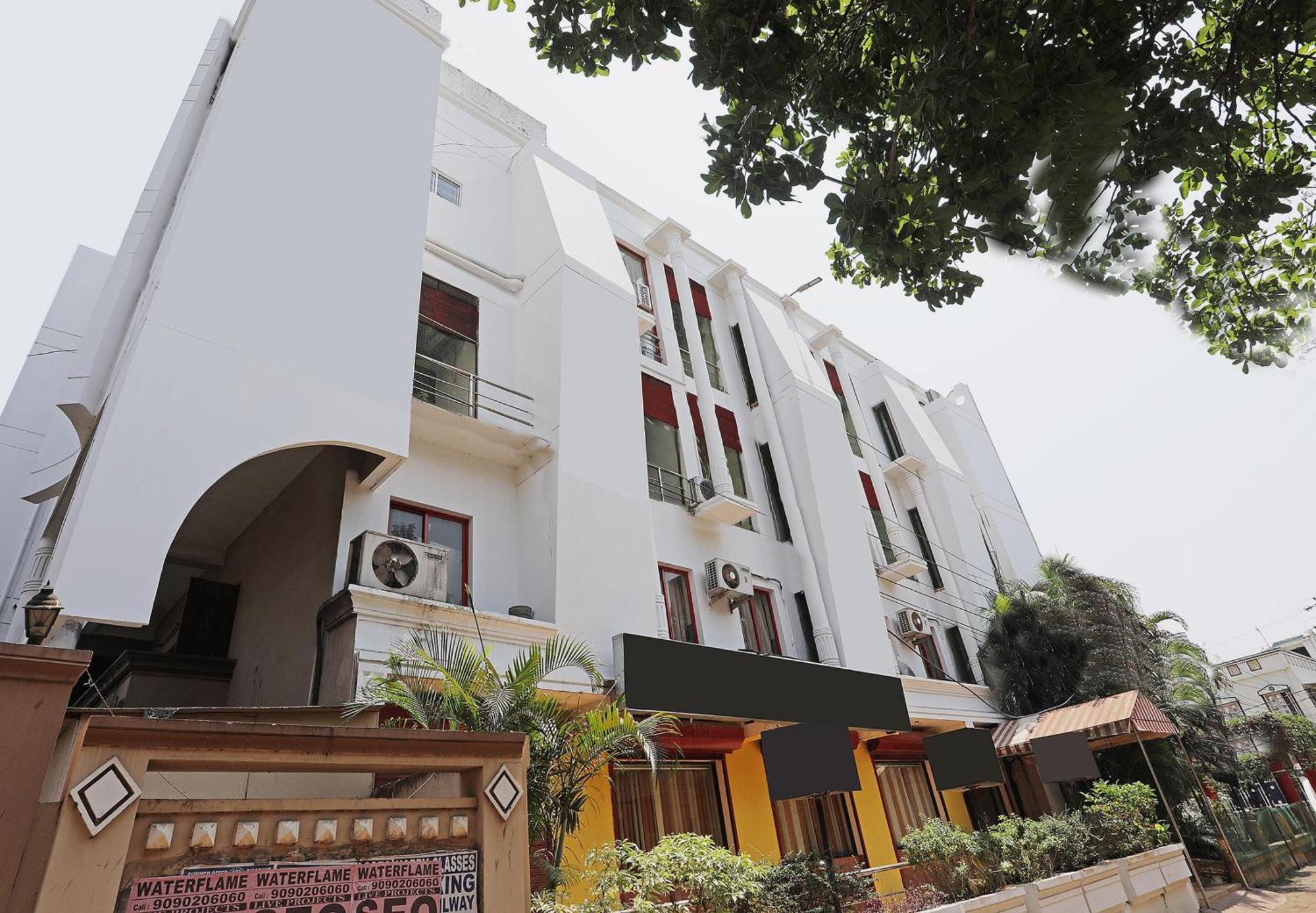 Hotel Nayapalli Bhubaneswar Exterior photo