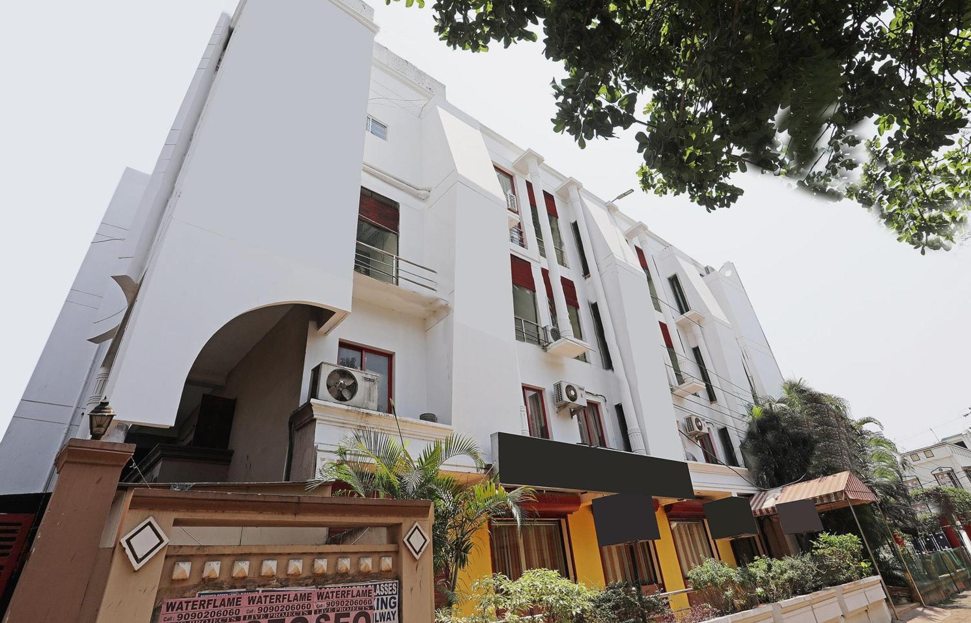 Hotel Nayapalli Bhubaneswar Exterior photo